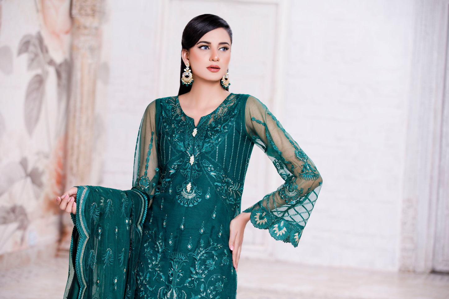 Emarald Charm P95 - LeMubdi Clothing