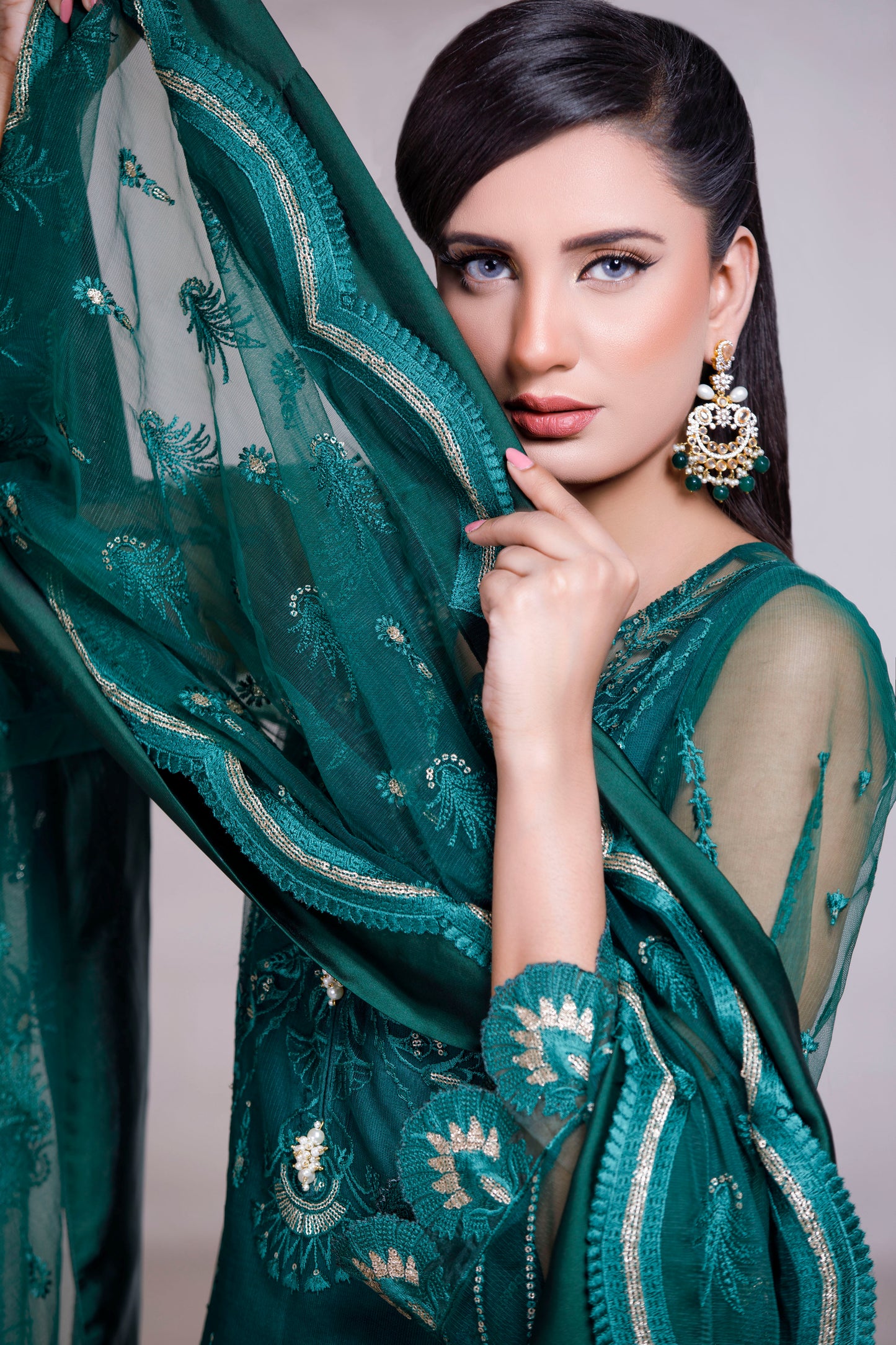 Emarald Charm P95 - LeMubdi Clothing