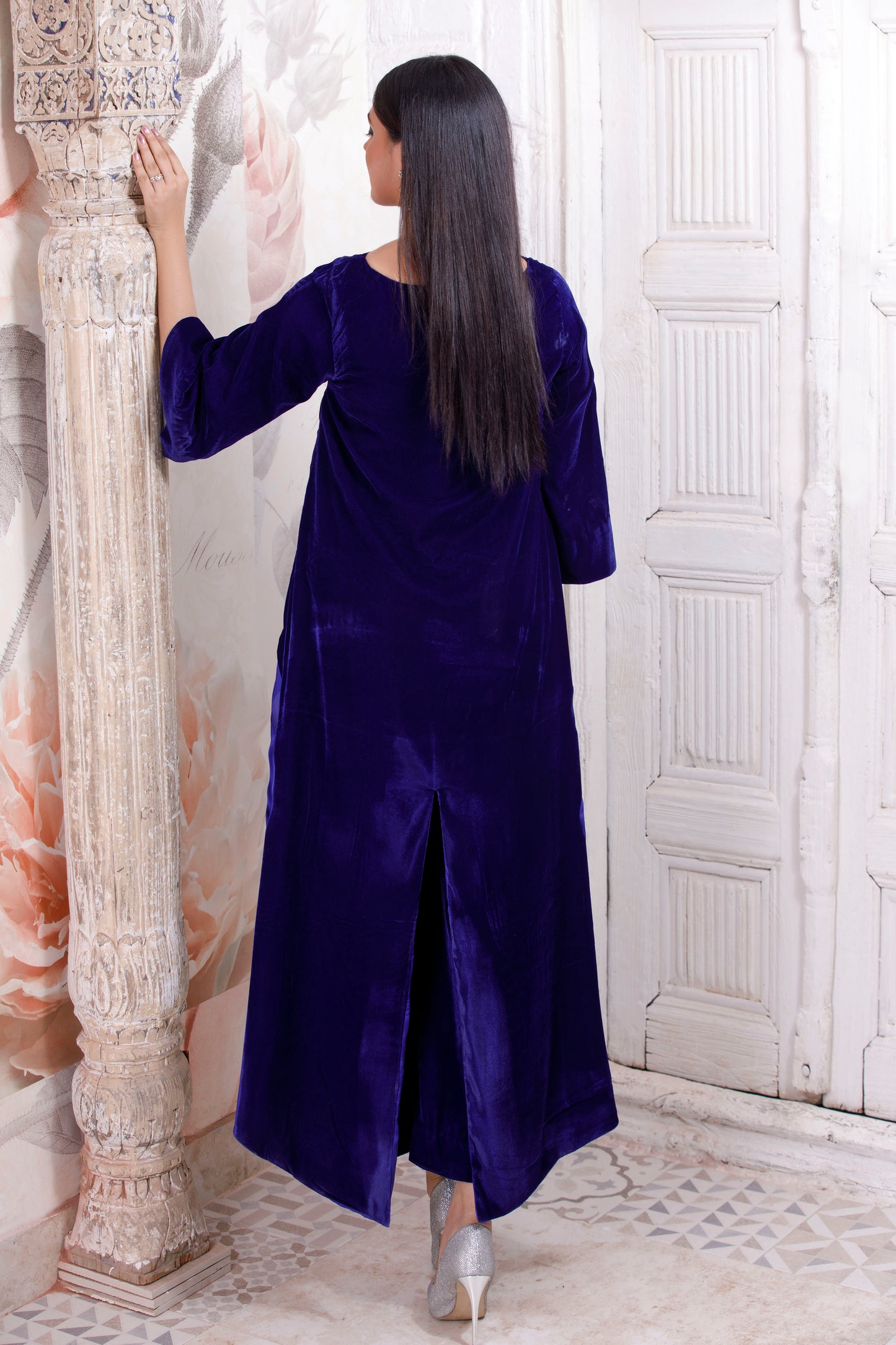 Velvet Dream P-70 - LeMubdi Clothing