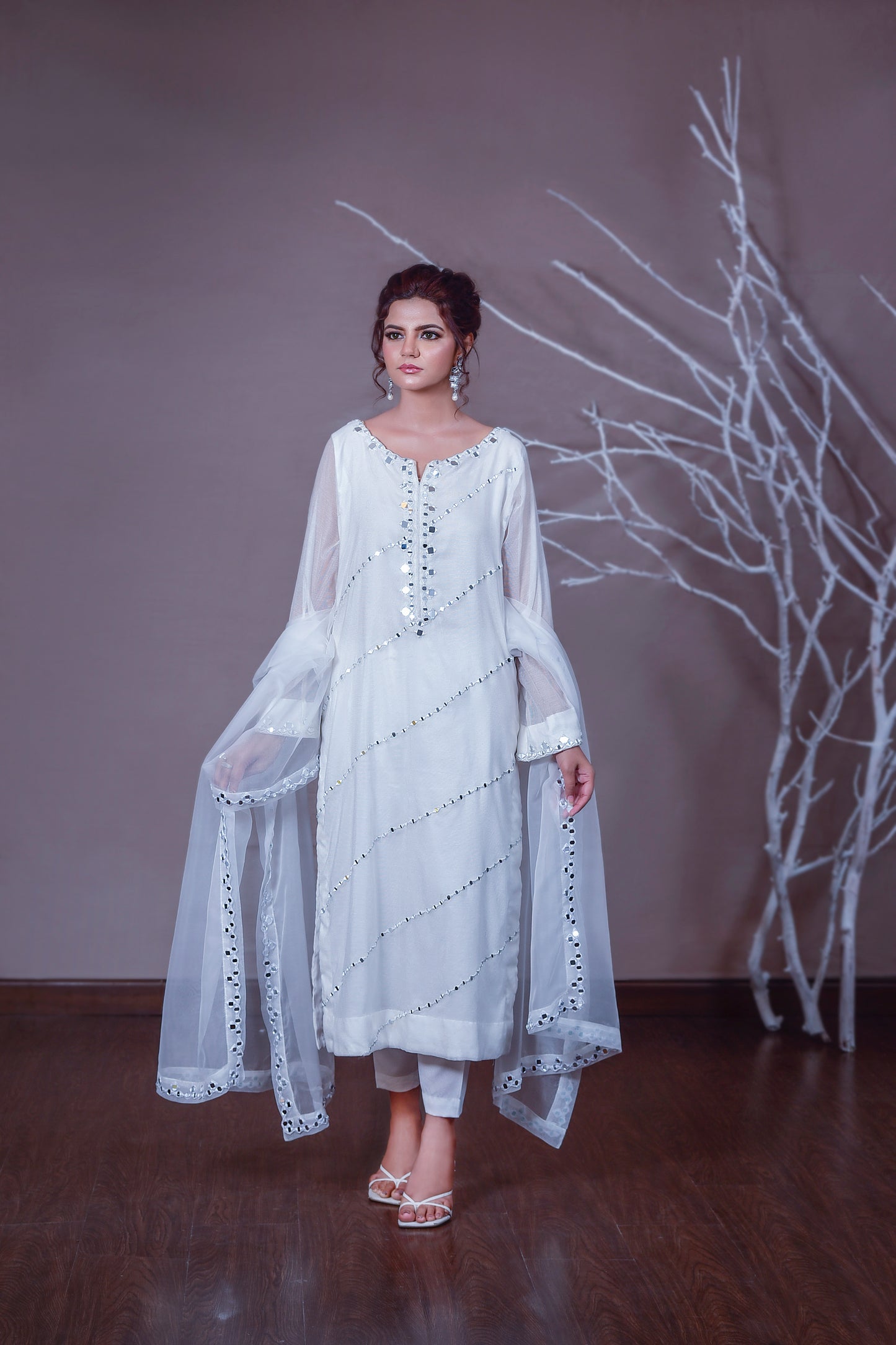F07White - LeMubdi Clothing