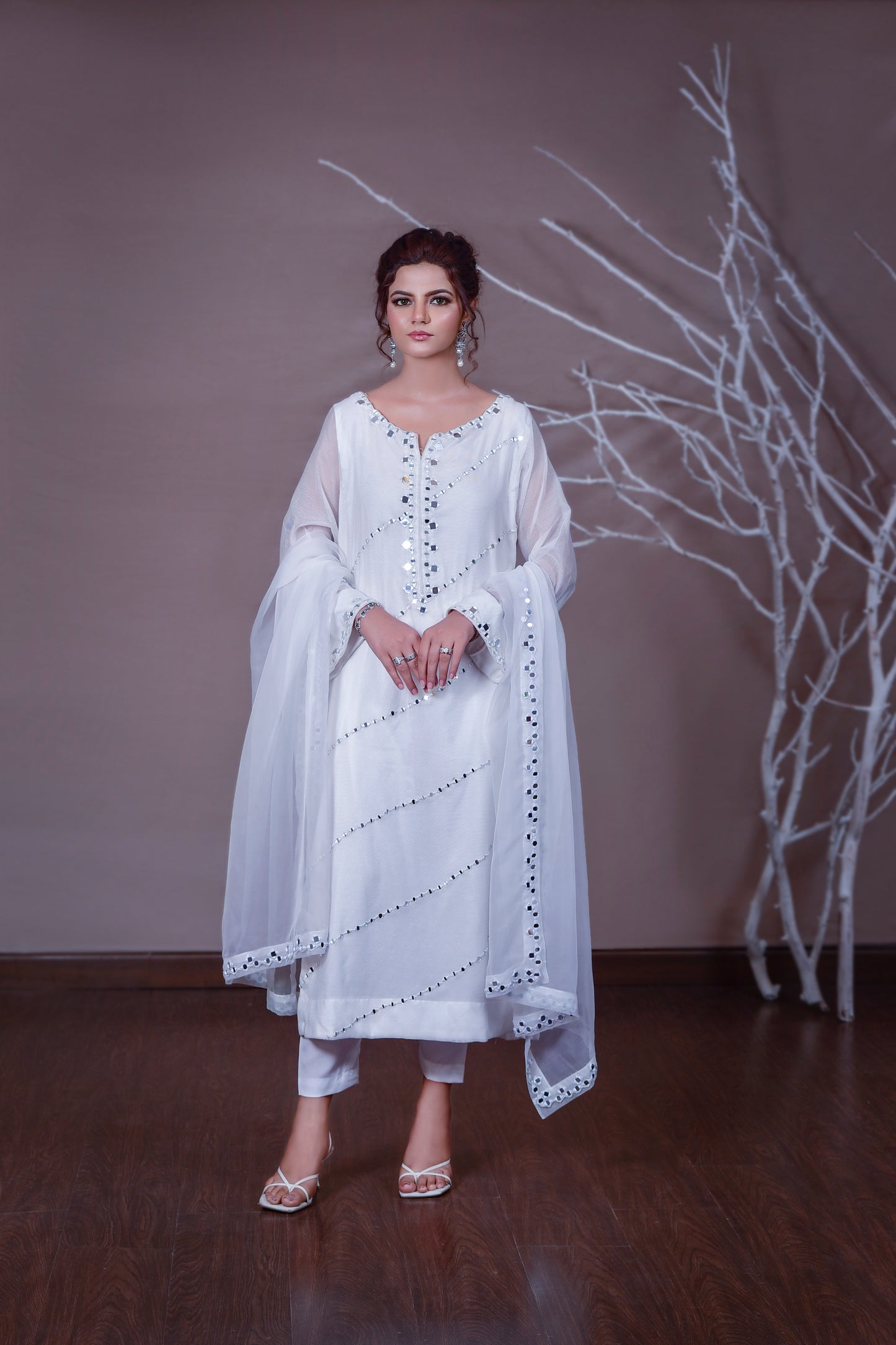 F07White - LeMubdi Clothing