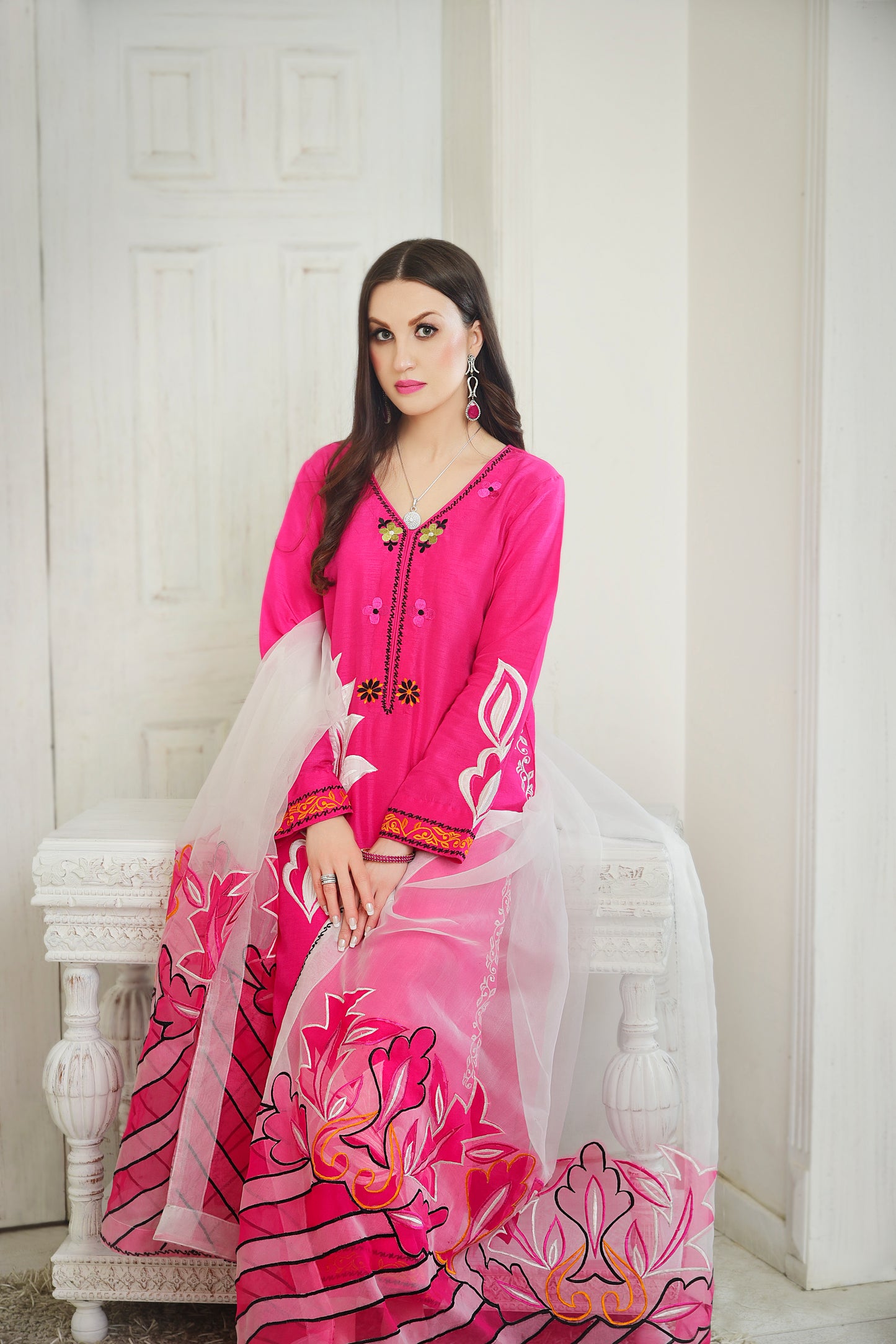 F04Shockpink - LeMubdi Clothing