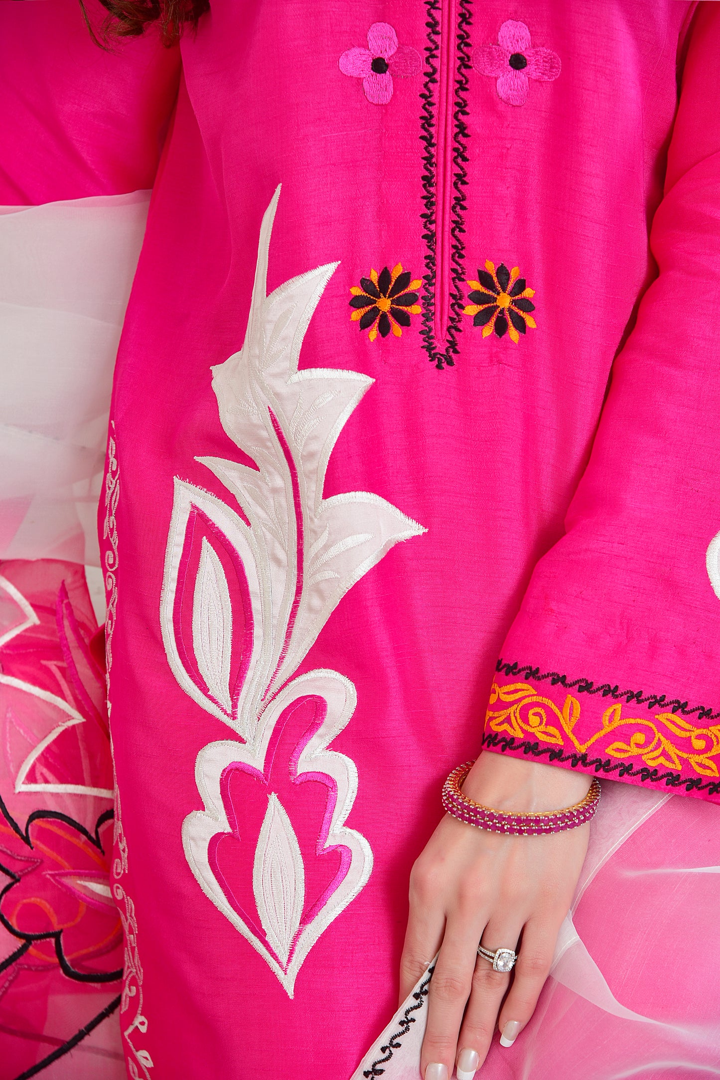 F04Shockpink - LeMubdi Clothing