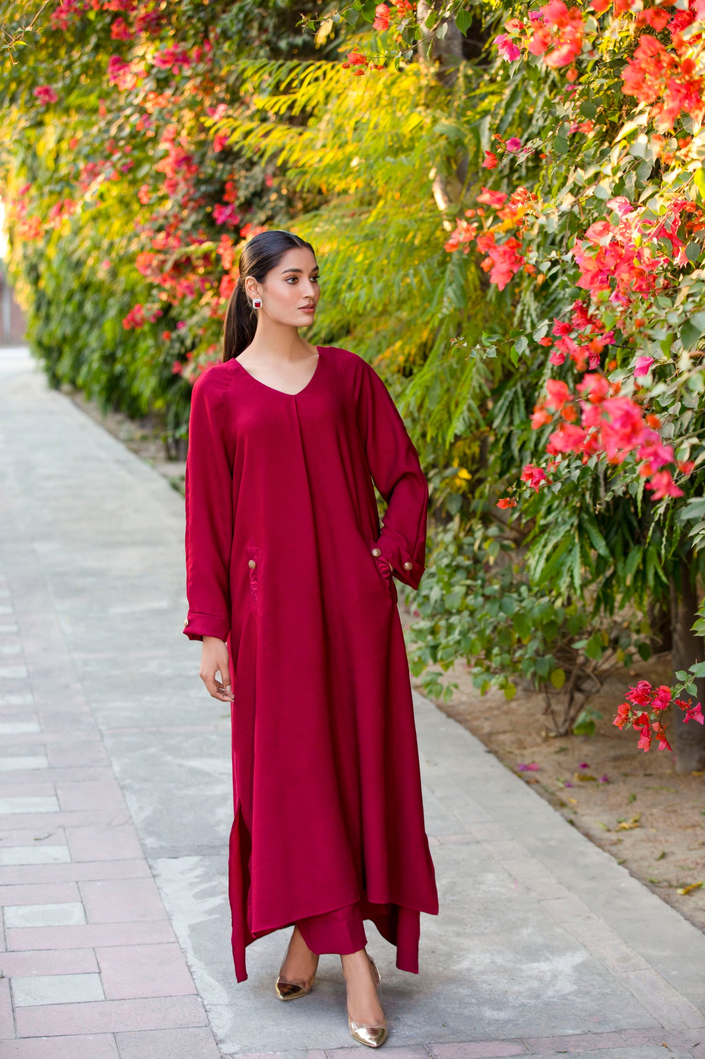 Lovesome B240maroon - LeMubdi Clothing