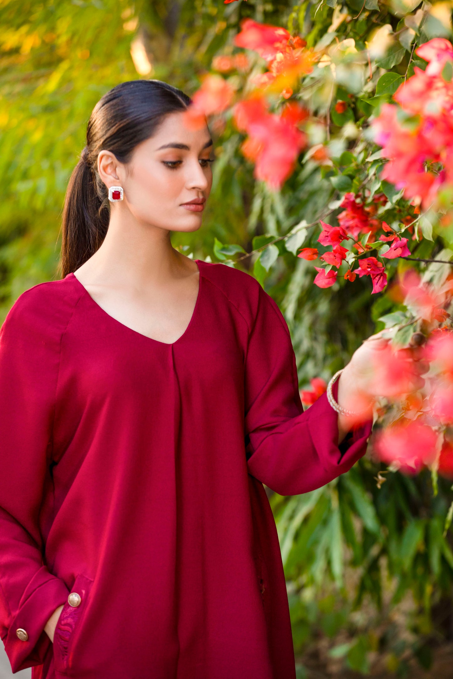 Lovesome B240maroon - LeMubdi Clothing