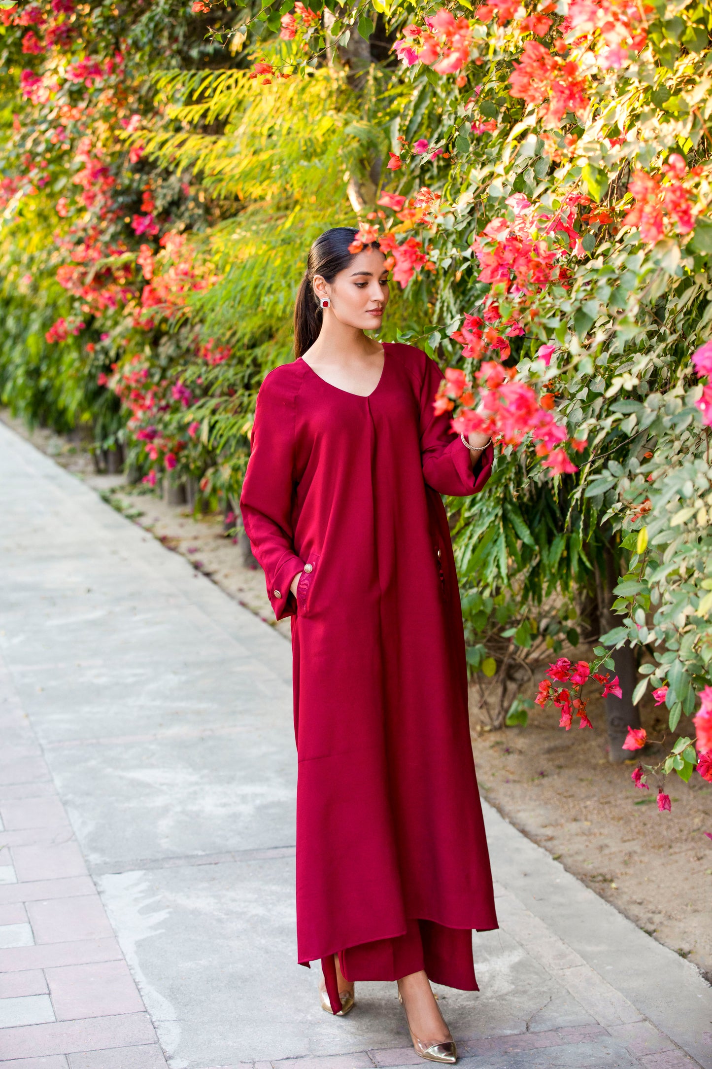Lovesome B240maroon - LeMubdi Clothing