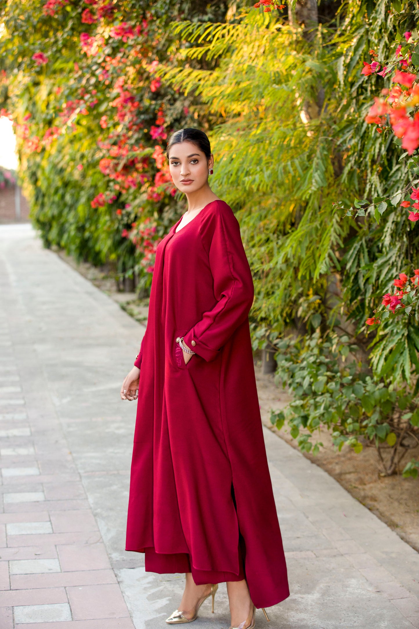 Lovesome B240maroon - LeMubdi Clothing