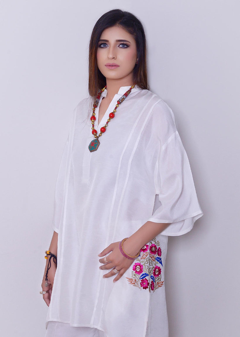 AP-1 white Pocket