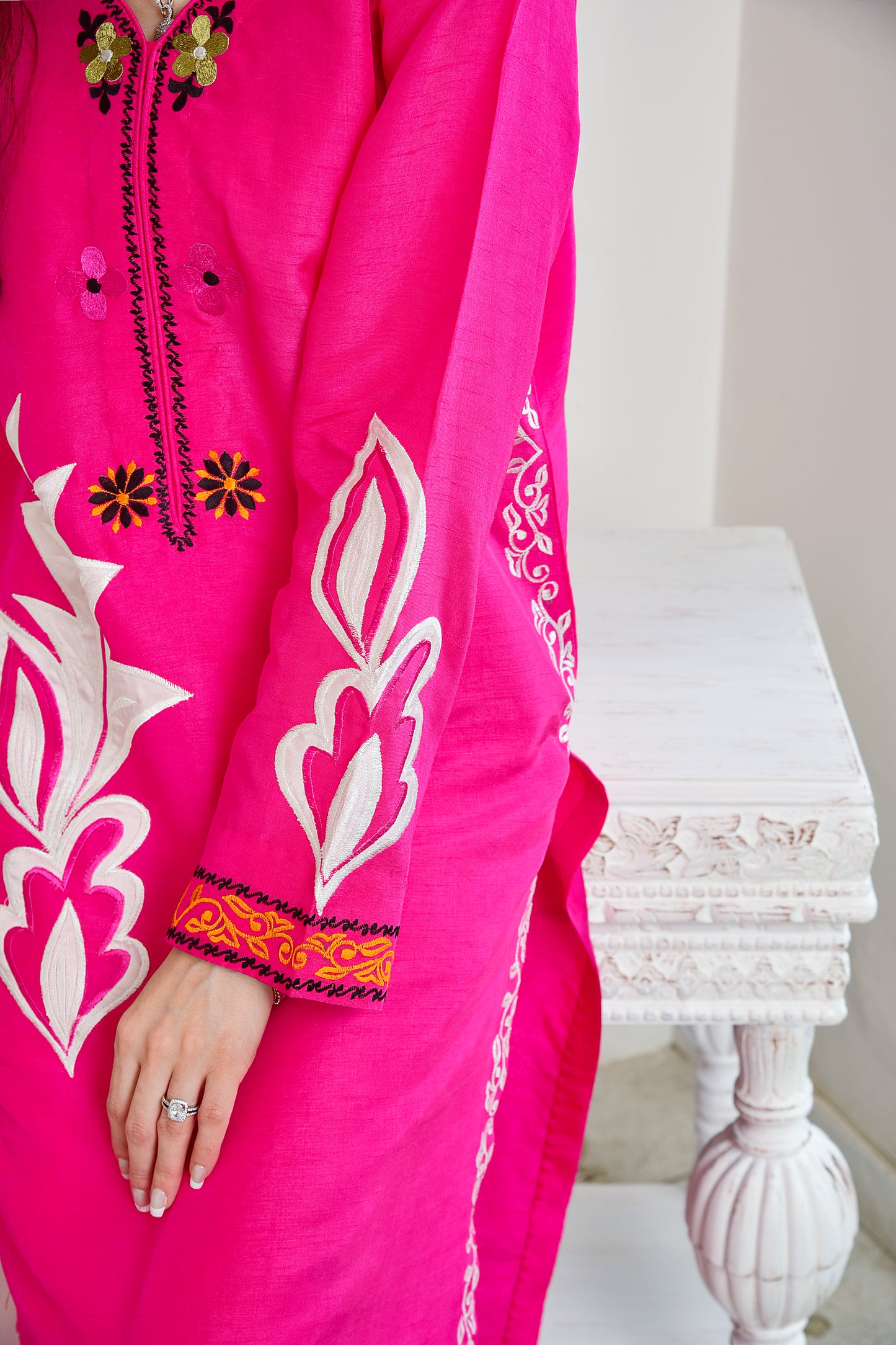 F04Shockpink - LeMubdi Clothing