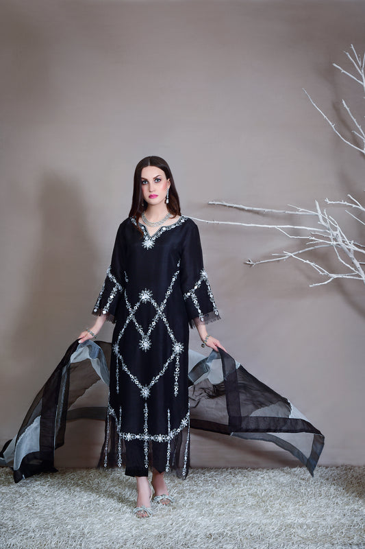F03Blk&Wht - LeMubdi Clothing