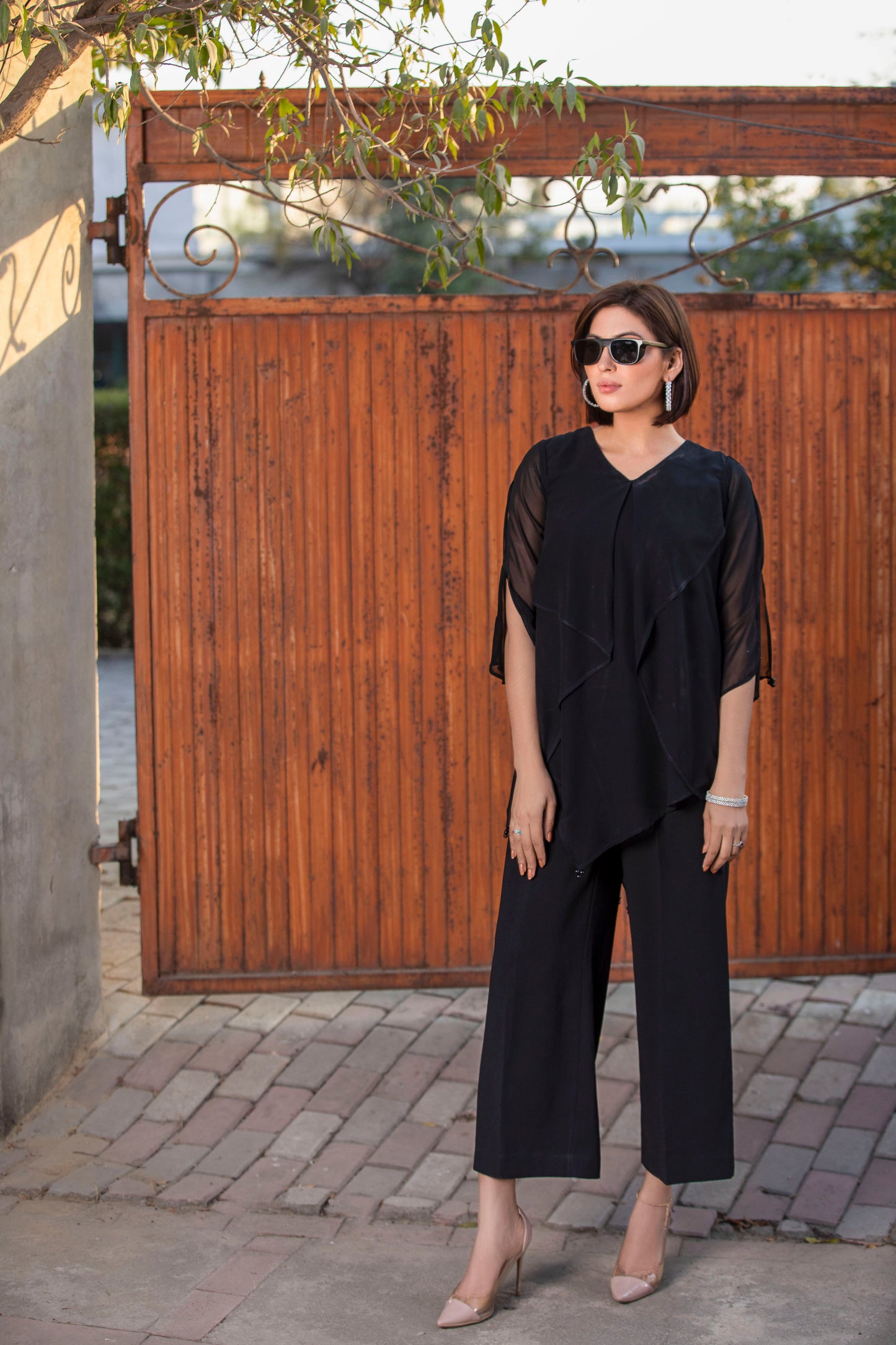 Noir B238black - LeMubdi Clothing